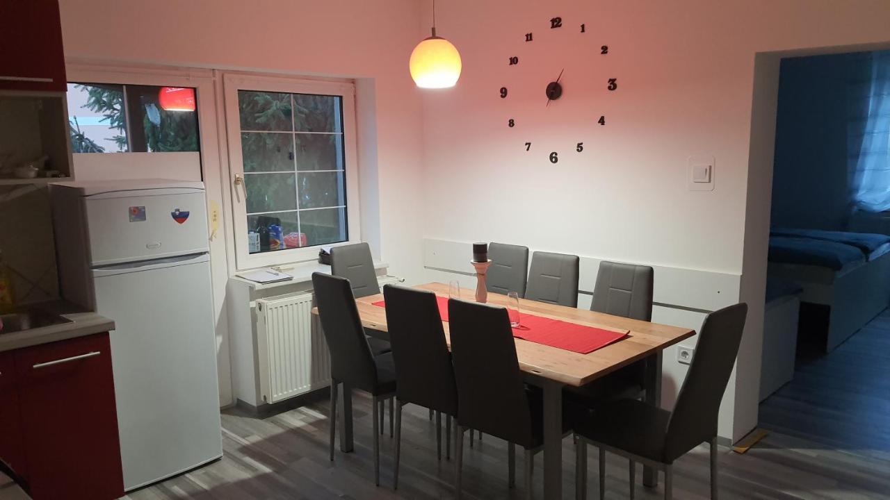 Apartma4Us Марібор Екстер'єр фото